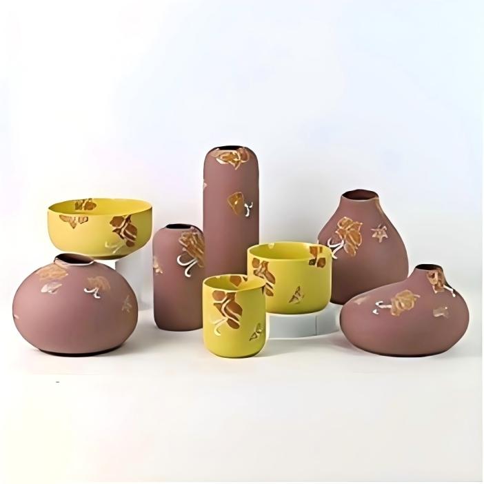 陶磁器と自然の融合という独特の魅力を感じたことはありますか？